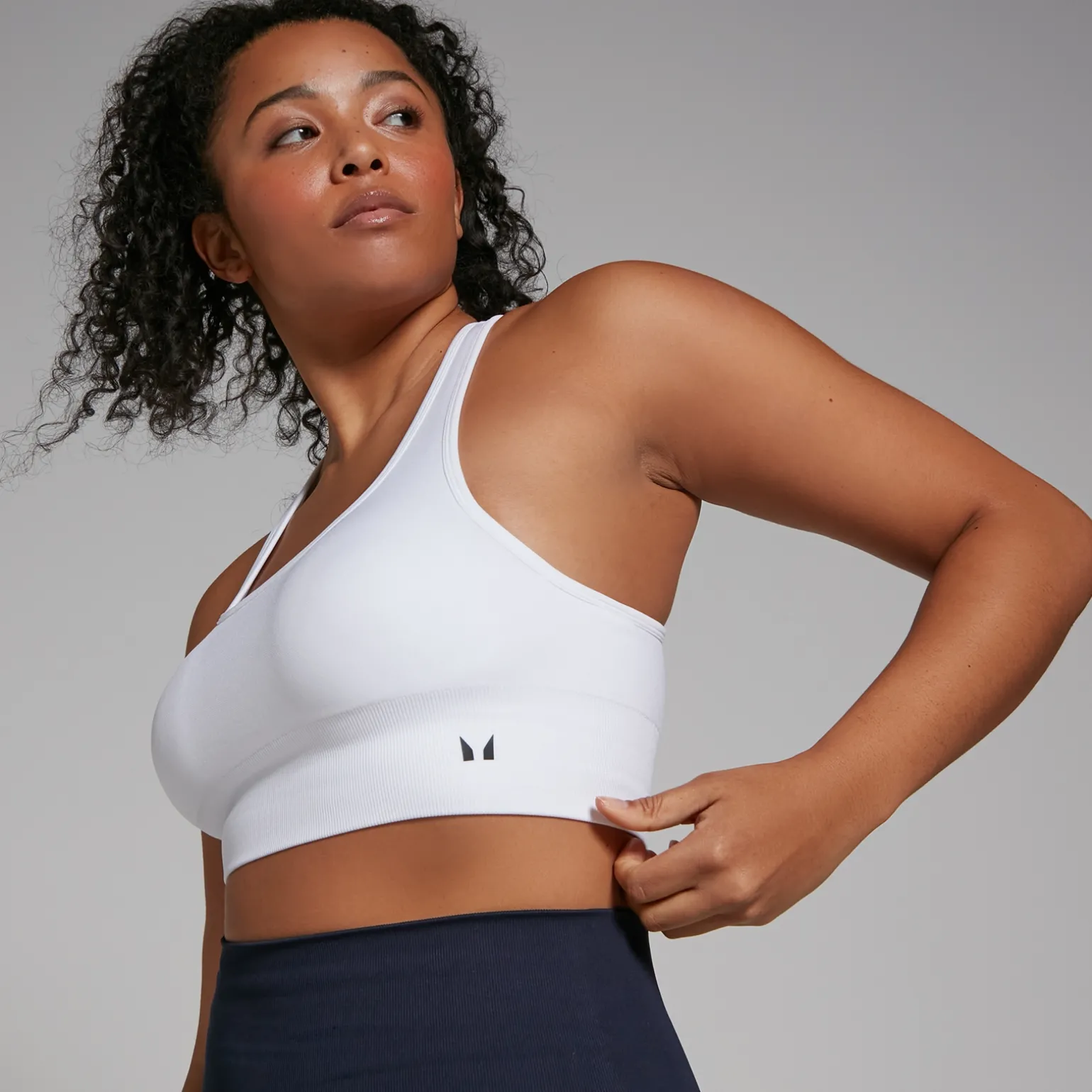 Femme MYPROTEIN Brassière de sport sans coutures MP Shape pour femmes –