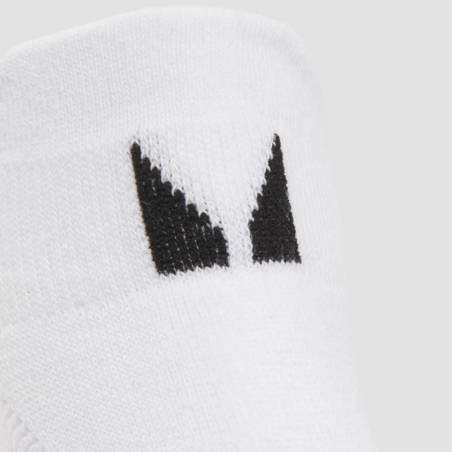 Femme MYPROTEIN Chaussettes d’entraînement unisexes MP (lot de 3 paires) –