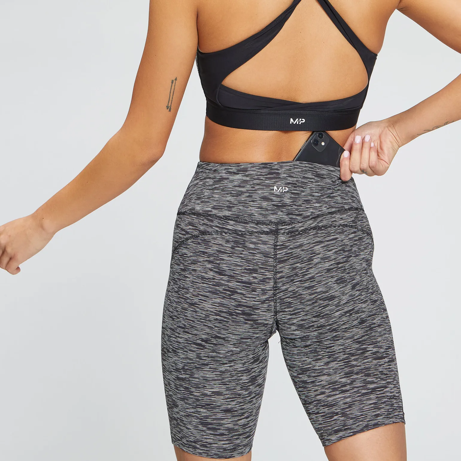 Femme MYPROTEIN Cycliste MP Power pour femmes – Noir et gris