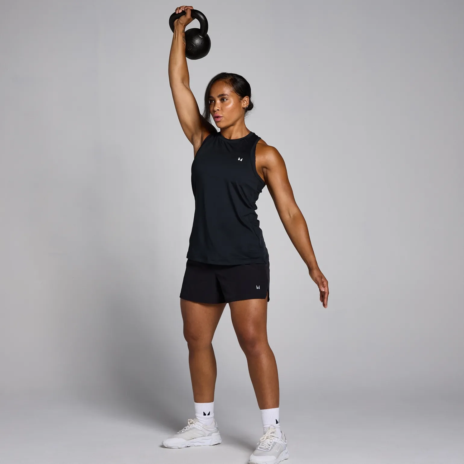 Femme MYPROTEIN Débardeur à dos nageur MP pour femmes – Noir