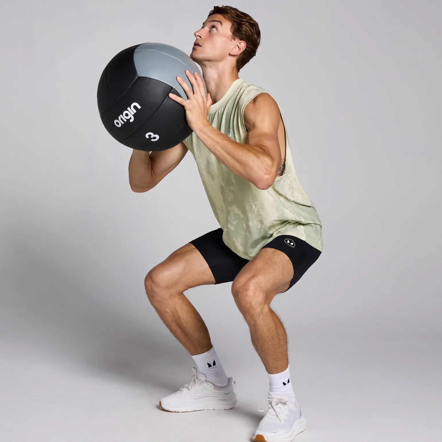 Homme MYPROTEIN Débardeur à emmanchures échancrées MP Tempo pour hommes – Vert orge