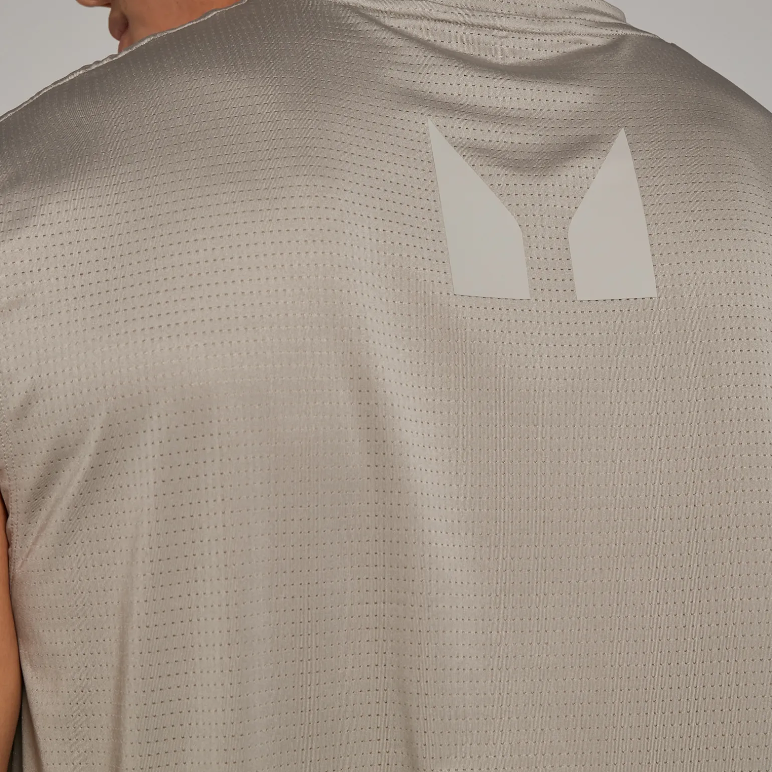 Homme MYPROTEIN Débardeur d’entraînement oversize en maille filet MP Tempo pour hommes – Terre cuite