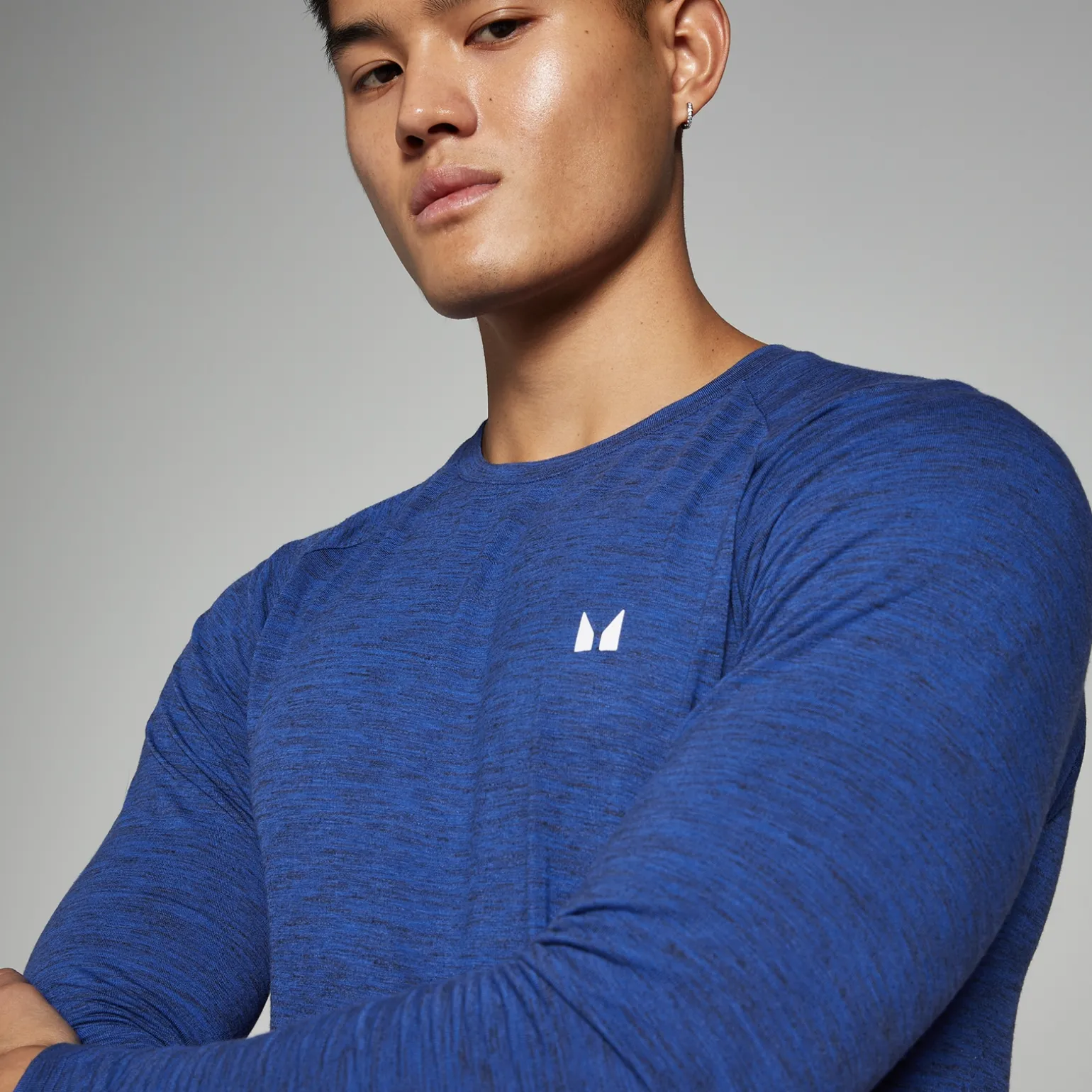 Homme MYPROTEIN Haut à manches longues MP Performance pour hommes – Bleu cobalt chiné