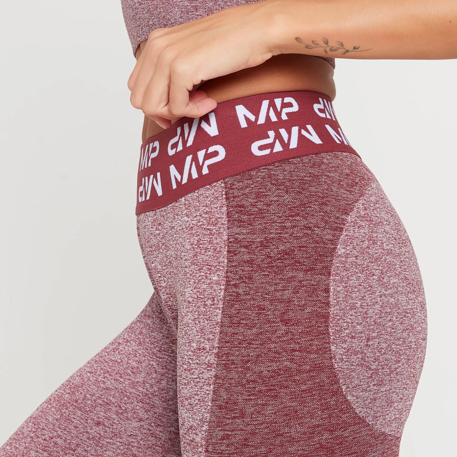 Femme MYPROTEIN Legging ¾ MP Curve pour femmes – Cerise noire