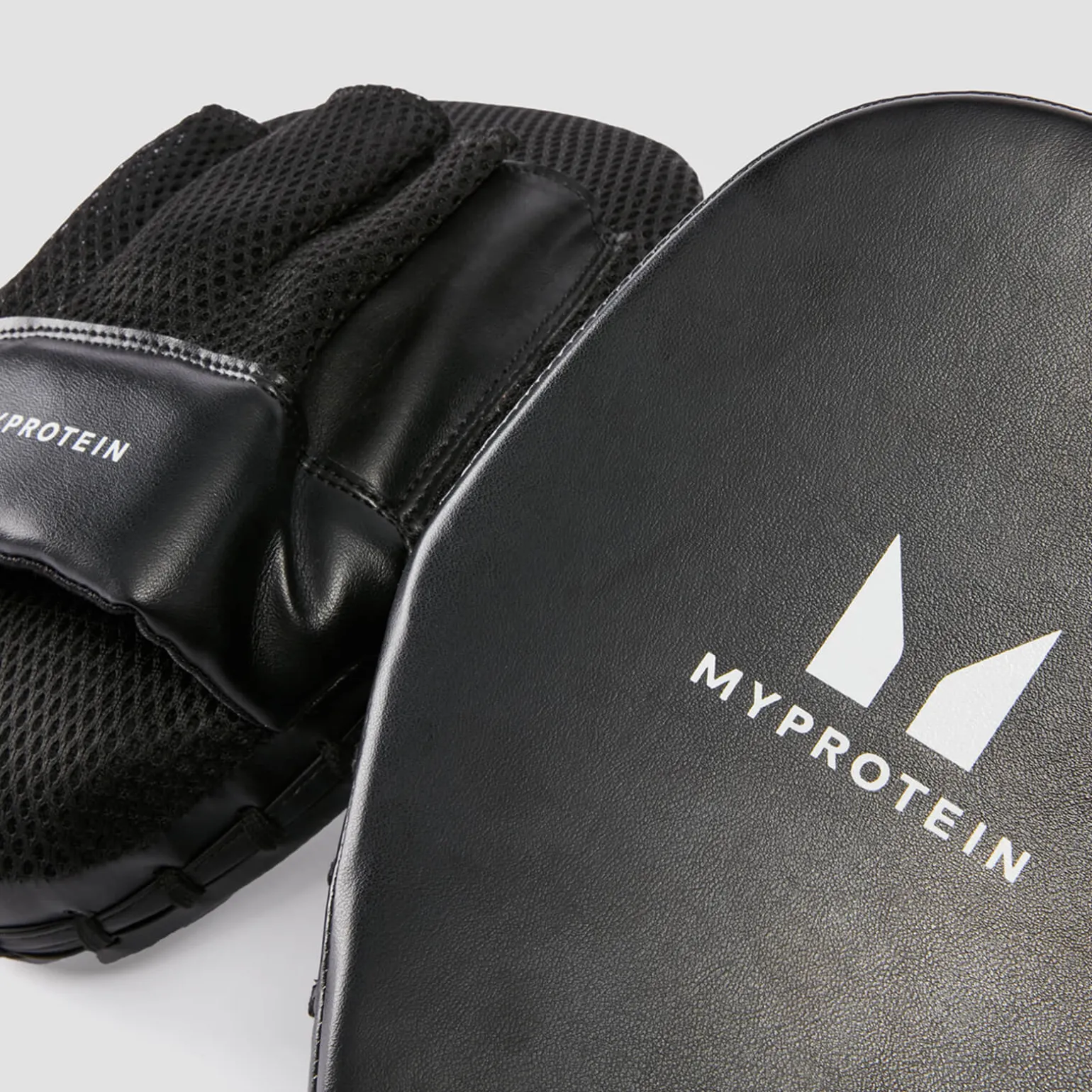 MYPROTEIN Pattes d’ours – Noir