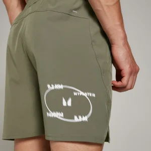 Homme MYPROTEIN Short avec entrejambe de 13 cm MP Velocity Tracking Graphic pour hommes – Olive poudré
