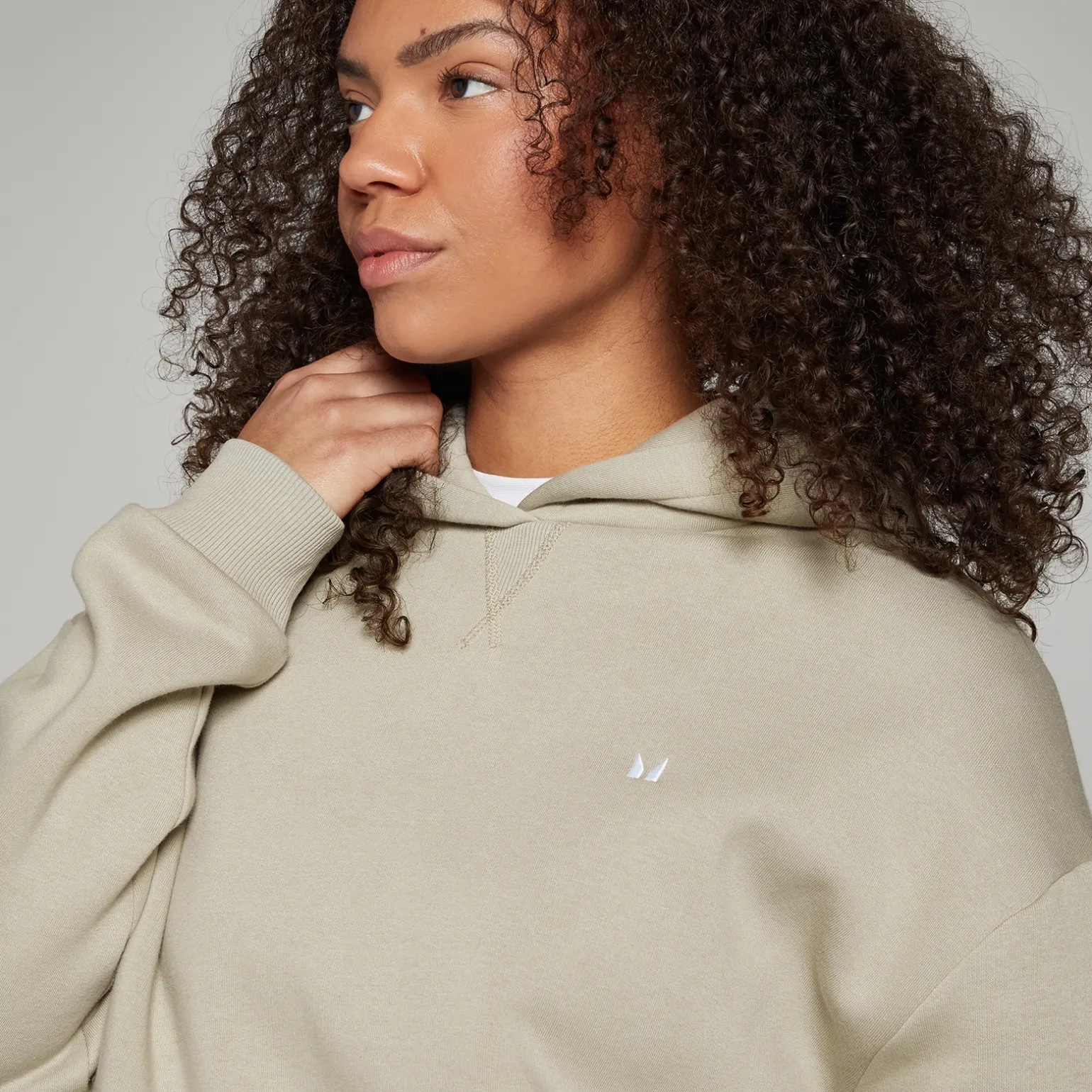 Femme MYPROTEIN Sweat à capuche oversize MP Basic pour femmes – Brouillard