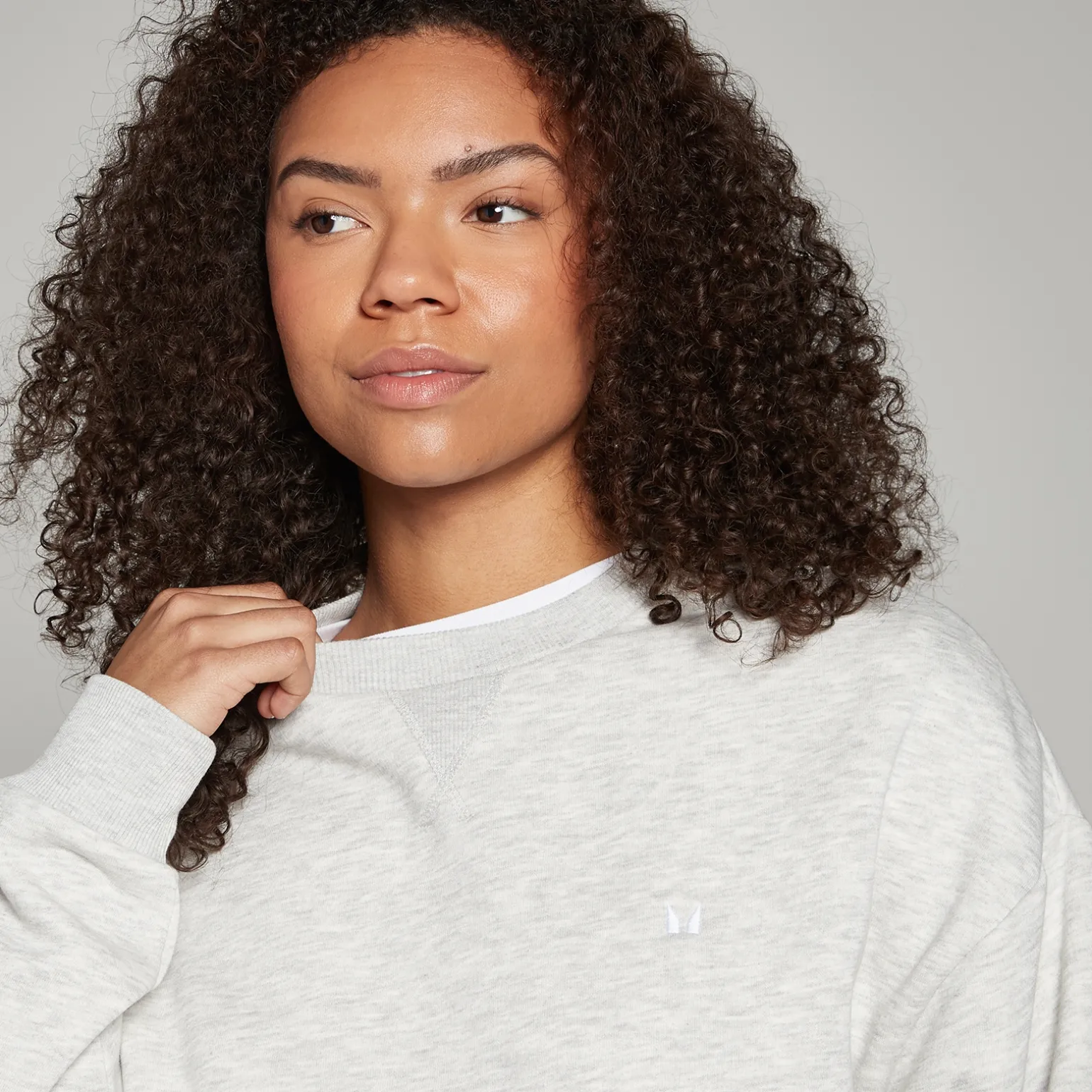 Femme MYPROTEIN Sweat oversize MP Basics pour femmes – Gris clair chiné