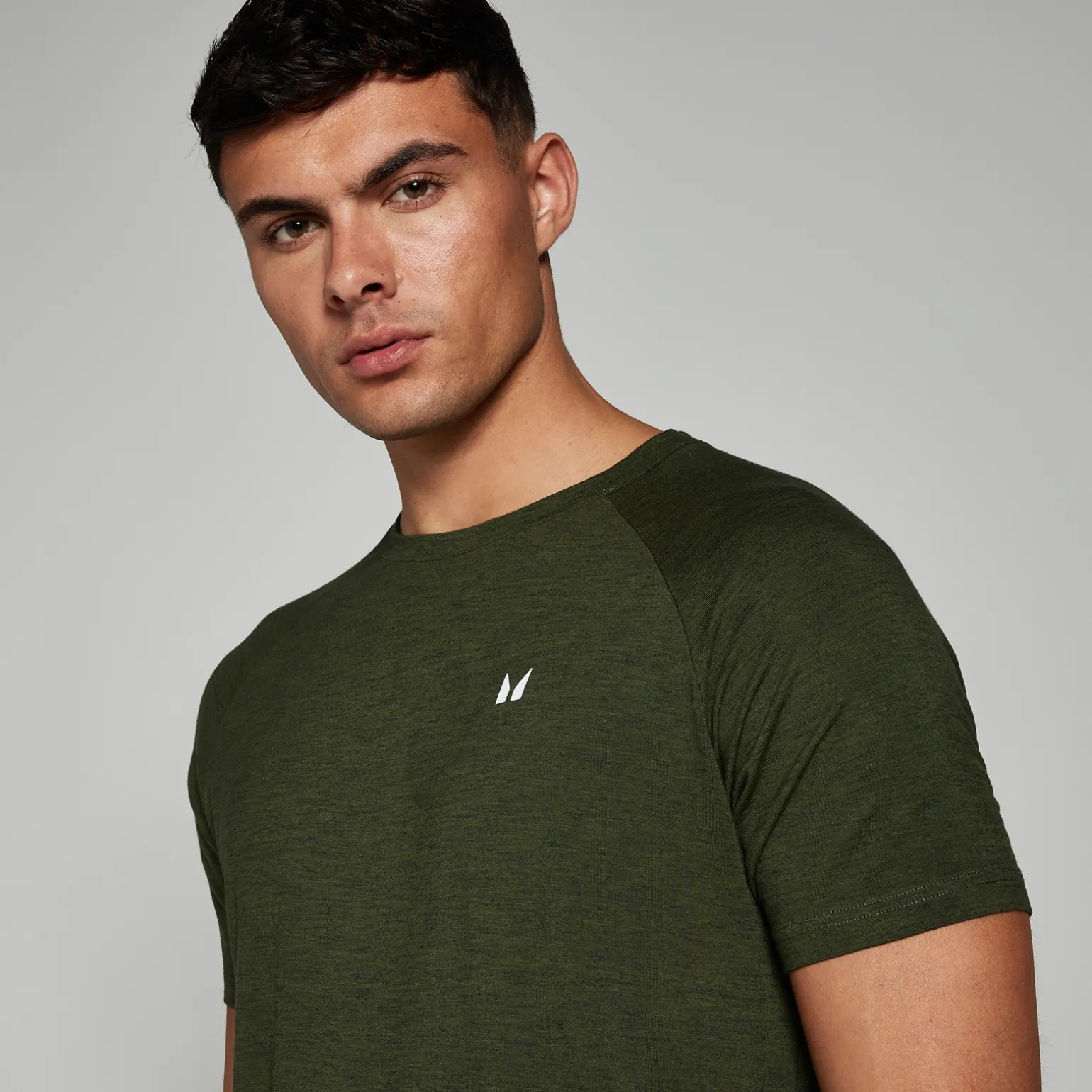 Homme MYPROTEIN T-shirt à manches courtes MP Performance pour hommes – Vert armée chiné