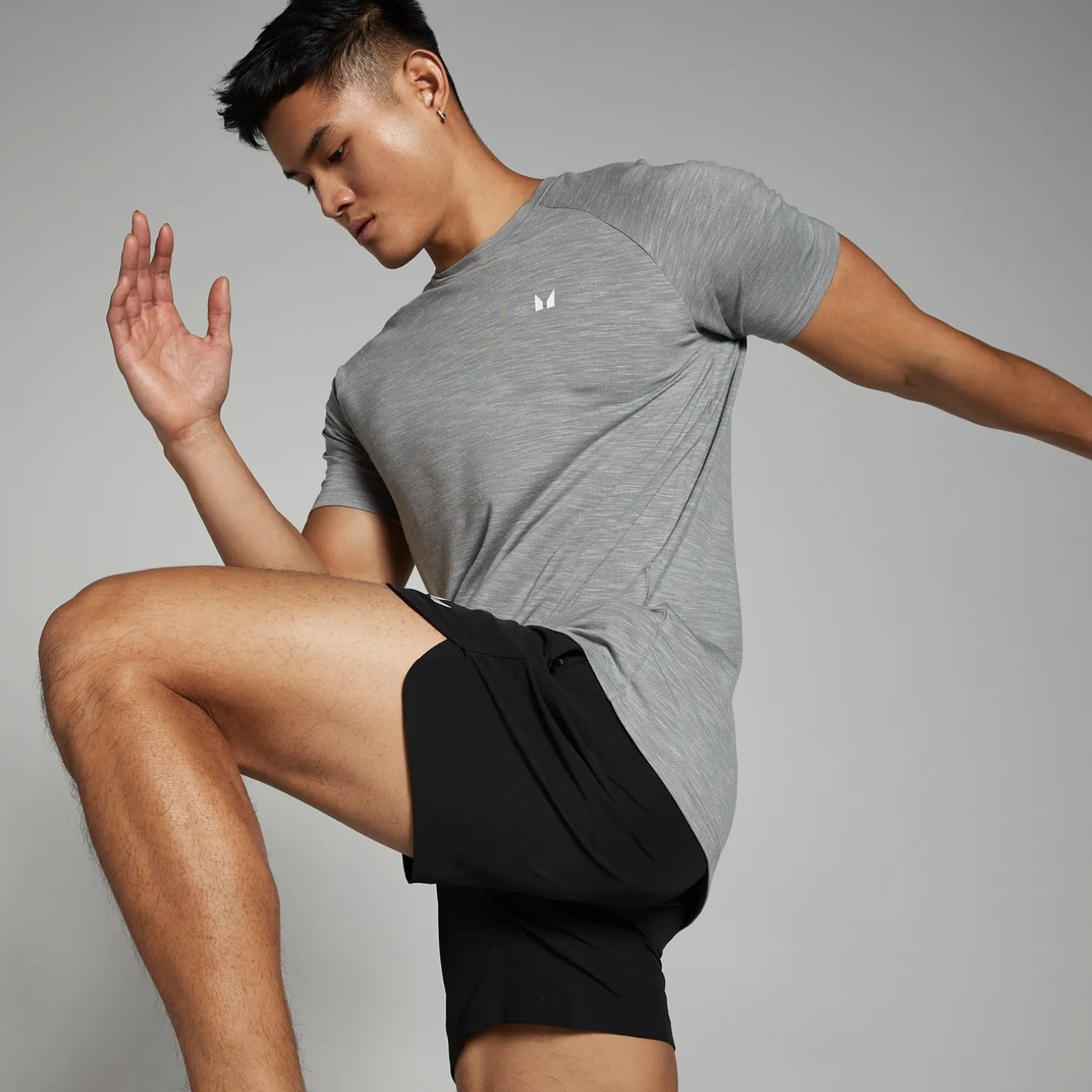 Homme MYPROTEIN T-shirt à manches courtes MP Performance pour hommes – Chrome chiné